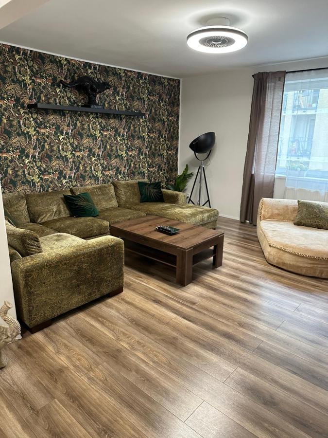Medena Apartment Old Town With Free Parking Bratislava Ngoại thất bức ảnh